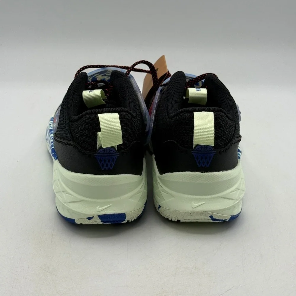 Nike Team Hustle D 12 SE Shoes Kids Size 5Y Black Crimson Basketball IQ0815-001